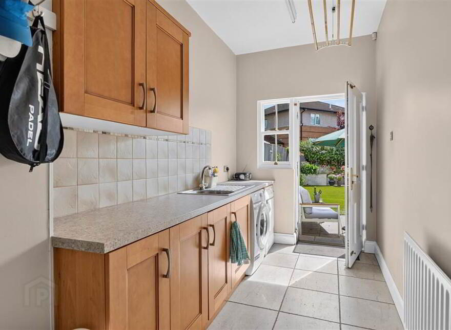 16 Regents Wood, Malone Road, Belfast, BT9 5RW