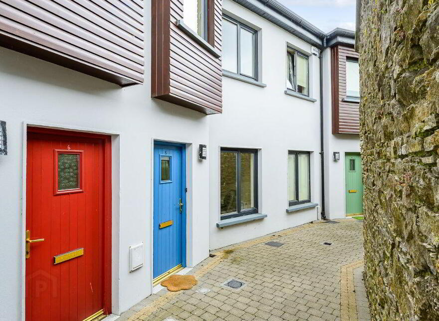 5 The Shambles, Allen Square, Bandon, P72FE06 photo