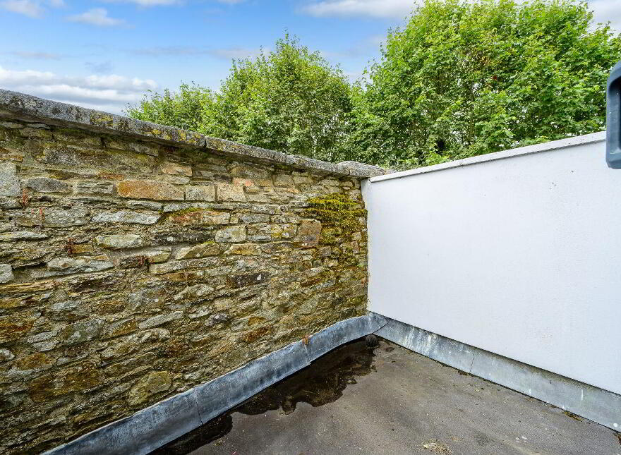 5 The Shambles, Allen Square, Bandon, P72FE06