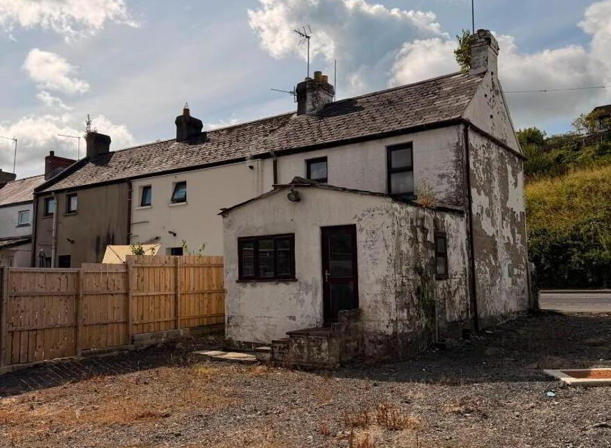 1 Mossvale Terrace, Dromore, BT25 1DQ