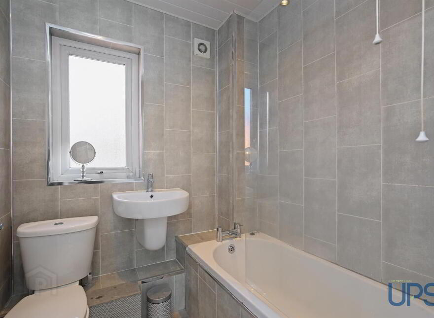 88 St. James's Road, Belfast, BT12 6ED