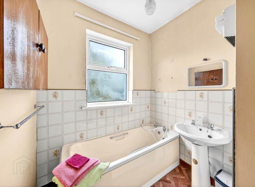 Ballymote Road, Tuam, H54PH96