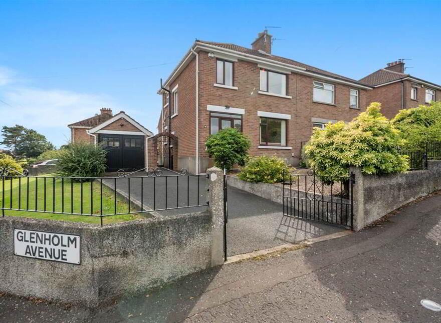 63 Glenholm Avenue, Belfast, BT8 6LU