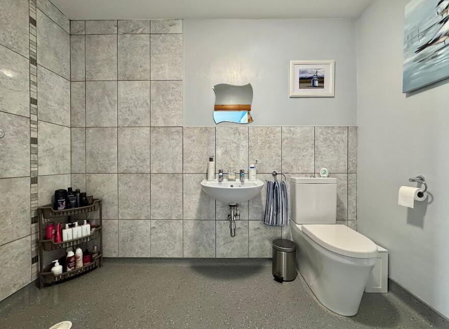 1 Moorfield Court, Moor Road, Kilkeel, BT34 4GR