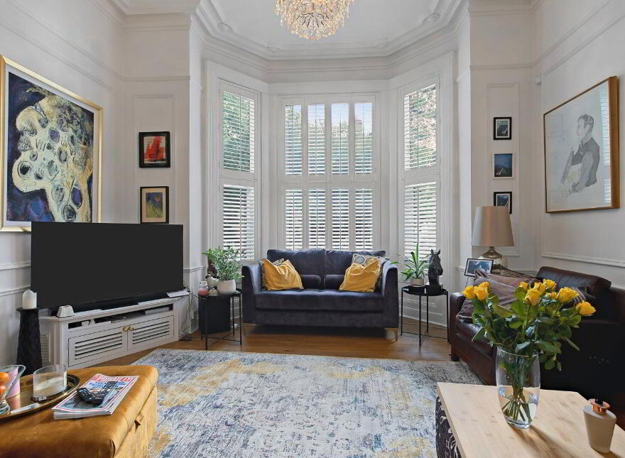 9 Wellington Park, Belfast, BT9 6DJ