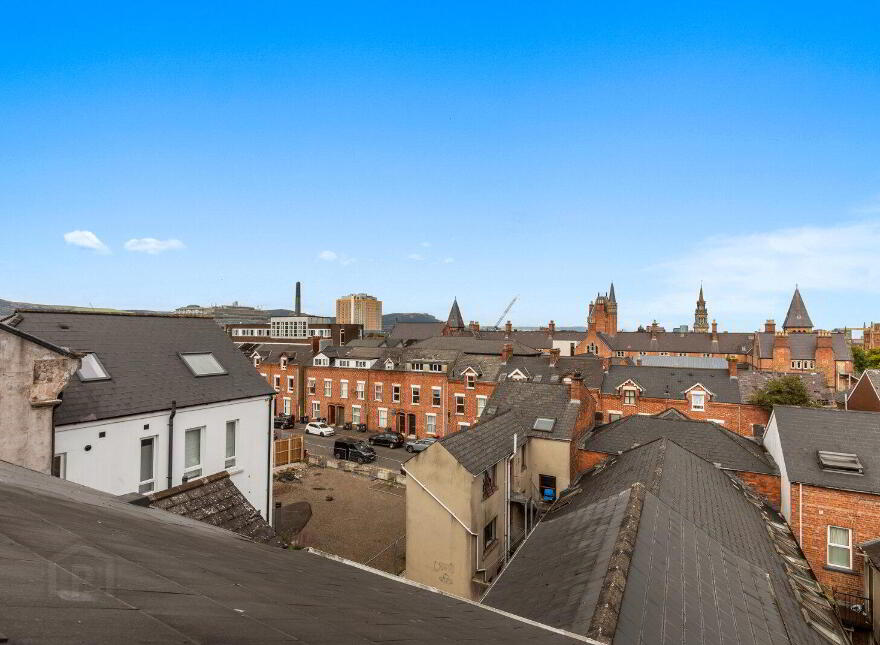 9 Wellington Park, Belfast, BT9 6DJ