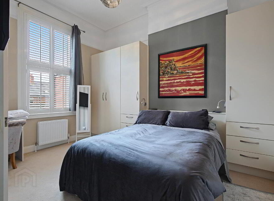 9 Wellington Park, Belfast, BT9 6DJ