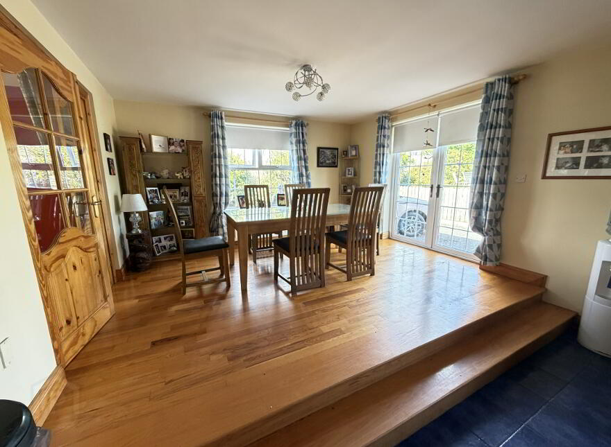 6 Ballyvally Road, Mayobridge, Newry, BT34 2ES