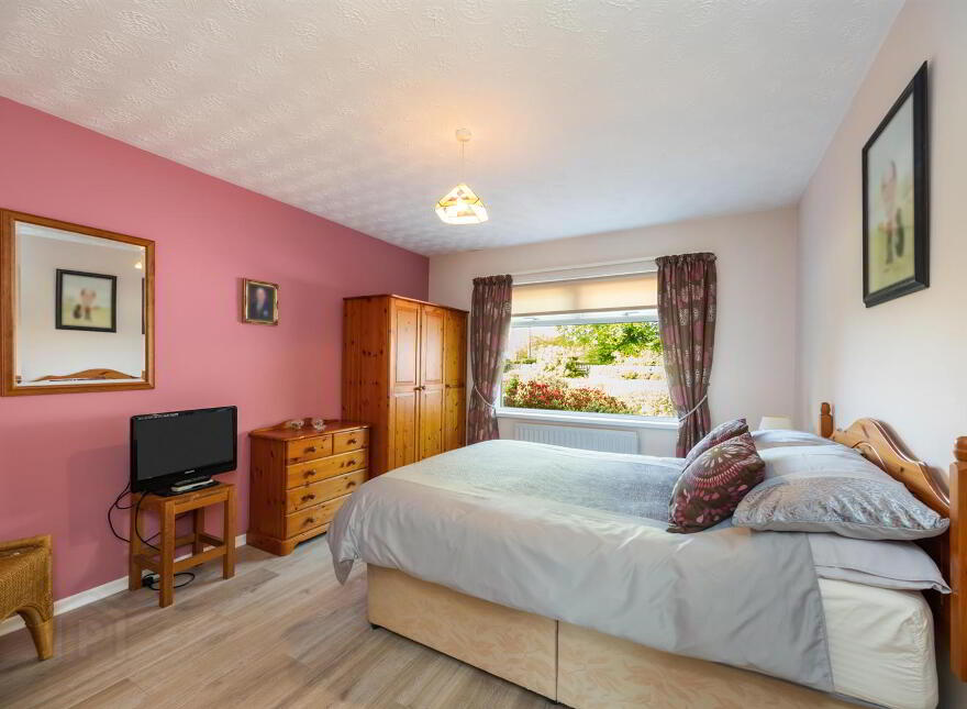 36 Ballynashee Road, Ballyclare, BT39 9SZ