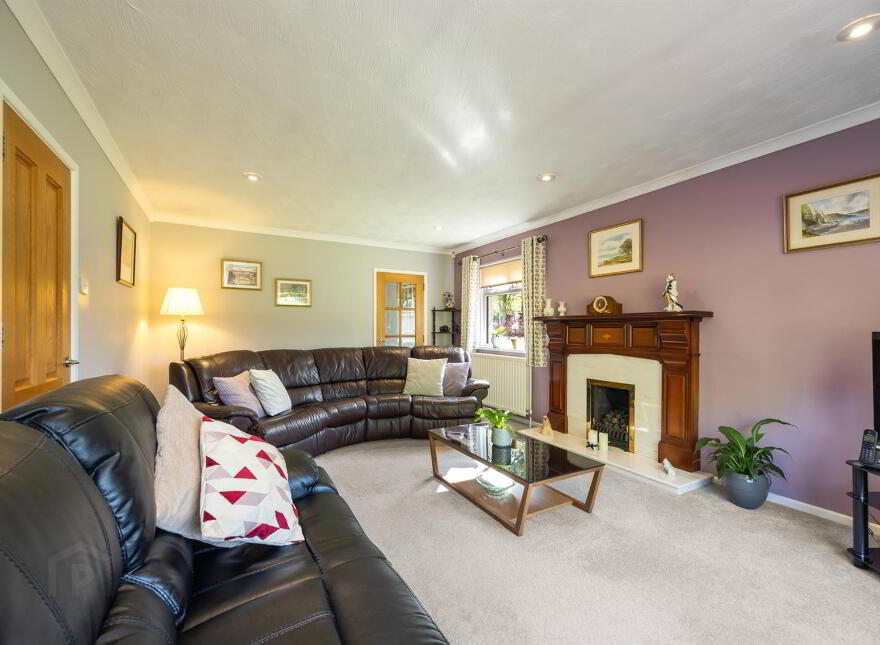 36 Ballynashee Road, Ballyclare, BT39 9SZ