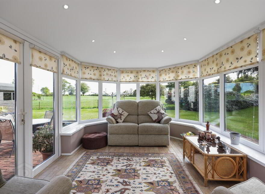 36 Ballynashee Road, Ballyclare, BT39 9SZ