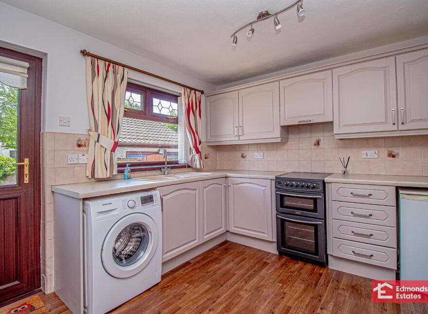 3 Fenaghy Park, Ballymena, BT42 1JT