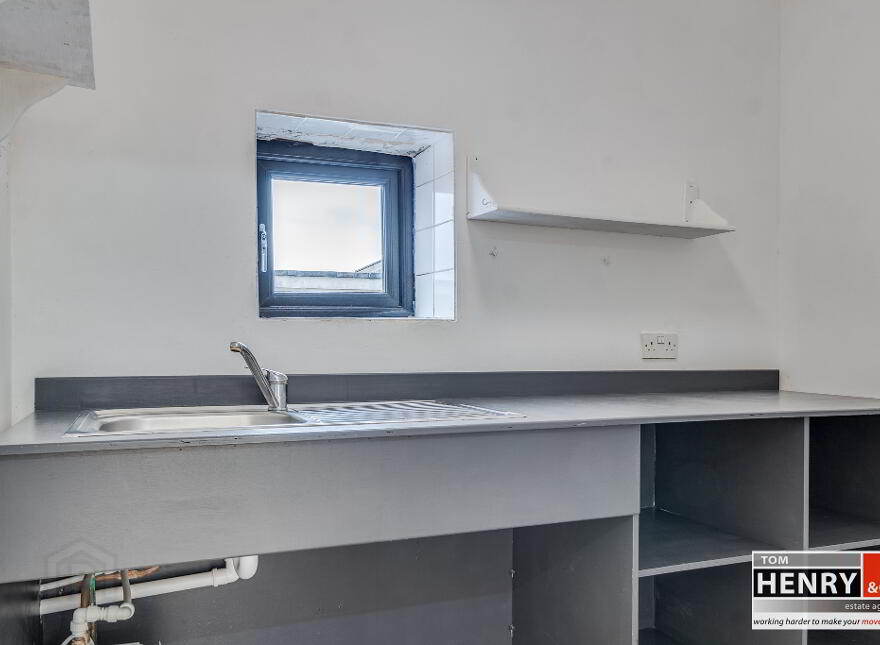 4A Scotch Street Centre, Dungannon, BT70 1AR