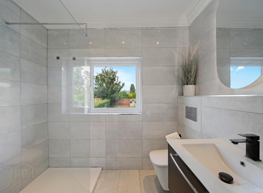 241 Ballynahinch Road, Lisburn, BT27 5LS