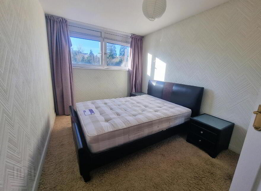 6D, Ferndale House, Dunmurry, BT17 9DB