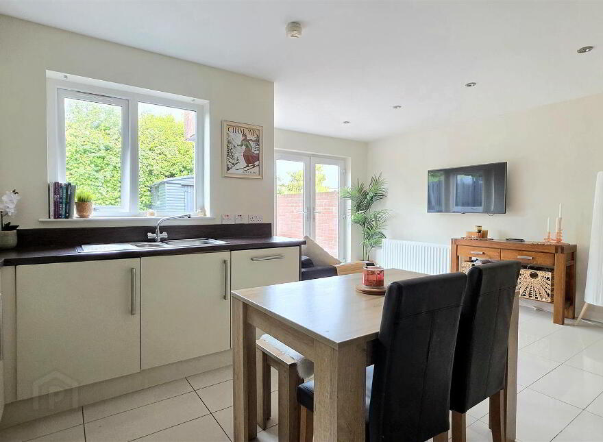 19M Downshire Road, Carrickfergus, BT38 7LE