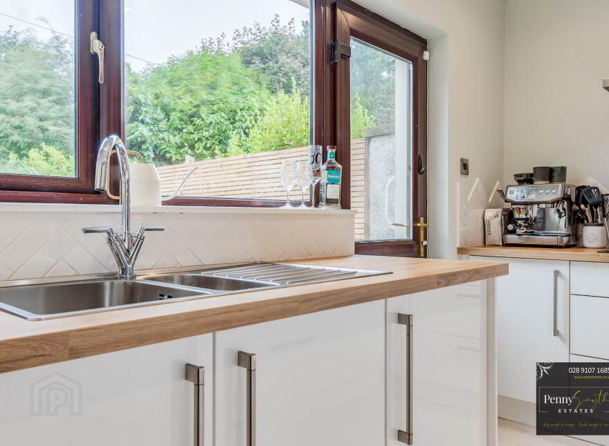 102 Skipperstone Road, Bangor, BT20 4ET
