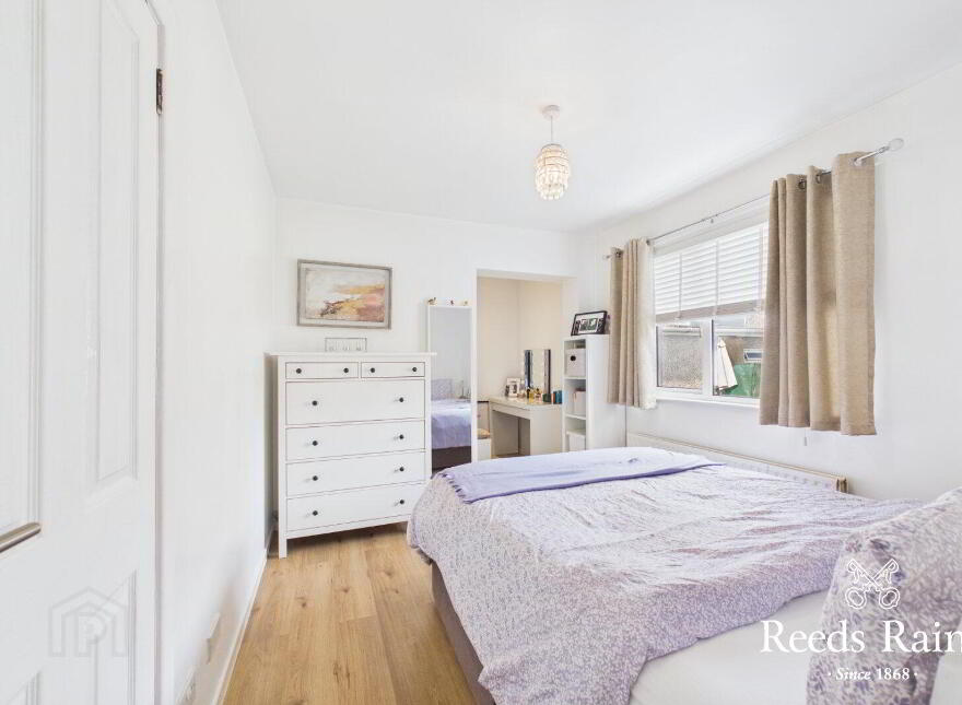 5 Adlon Crescent, Lisburn, BT28 2EG