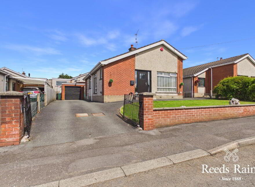 5 Adlon Crescent, Lisburn, BT28 2EG