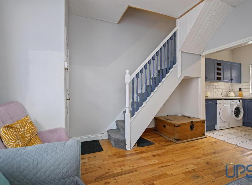 22 Oakman Street, Falls Road, Belfast, BT12 7BP