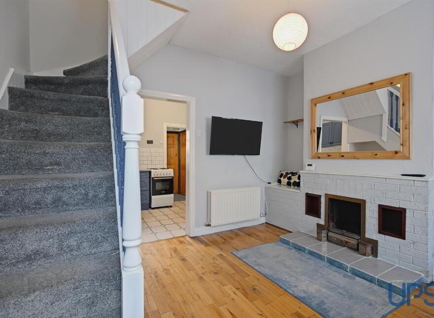 22 Oakman Street, Falls Road, Belfast, BT12 7BP