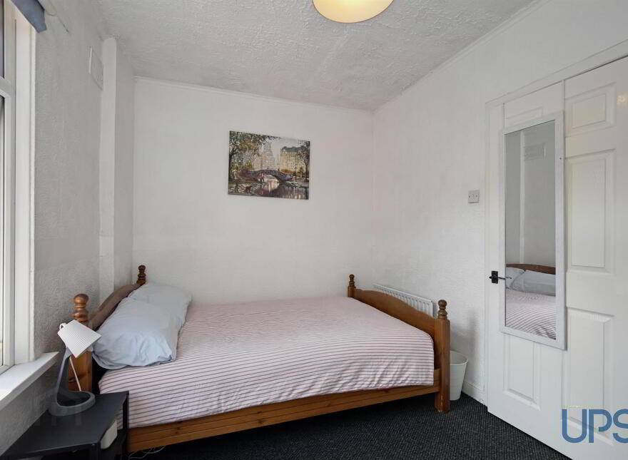 22 Oakman Street, Falls Road, Belfast, BT12 7BP