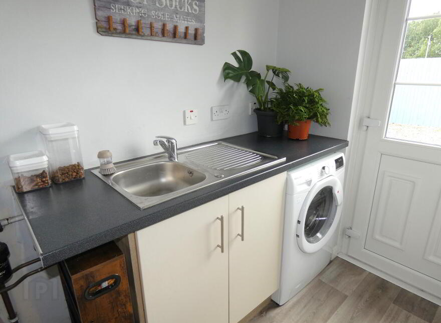 27 Kirkview Close, Ballymoney, BT53 6TJ