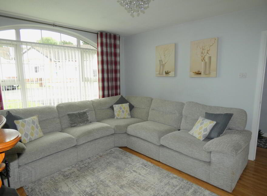 27 Kirkview Close, Ballymoney, BT53 6TJ