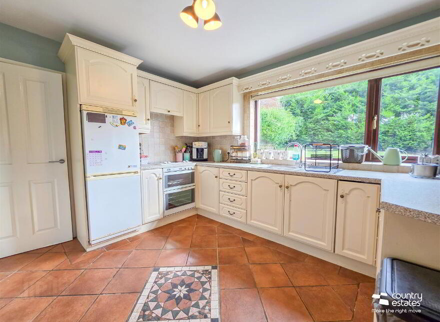 17 Clare Heights, Ballyclare, BT39 9HA