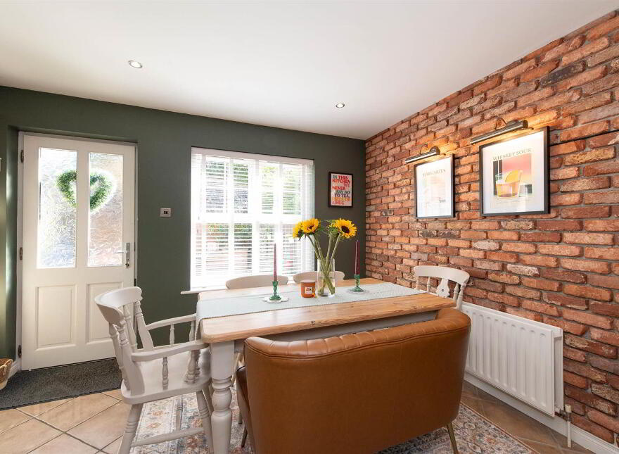 8 Woodvale, Dromara, BT25 2JA