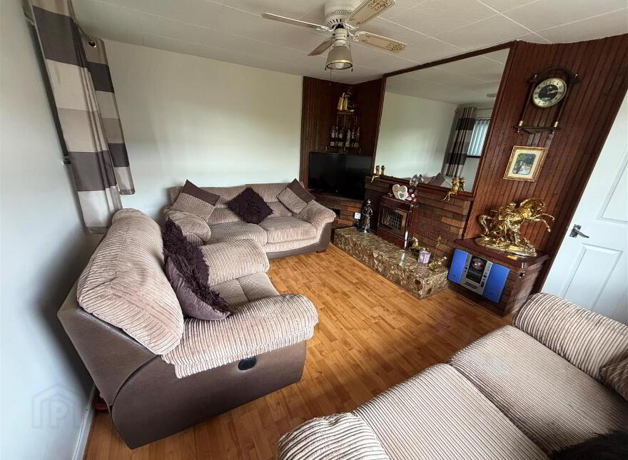 8 Glastry Gardens, Bangor, BT19 1SJ