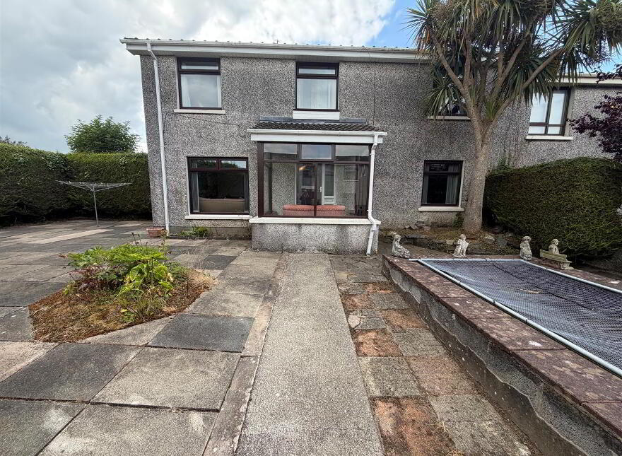 8 Glastry Gardens, Bangor, BT19 1SJ