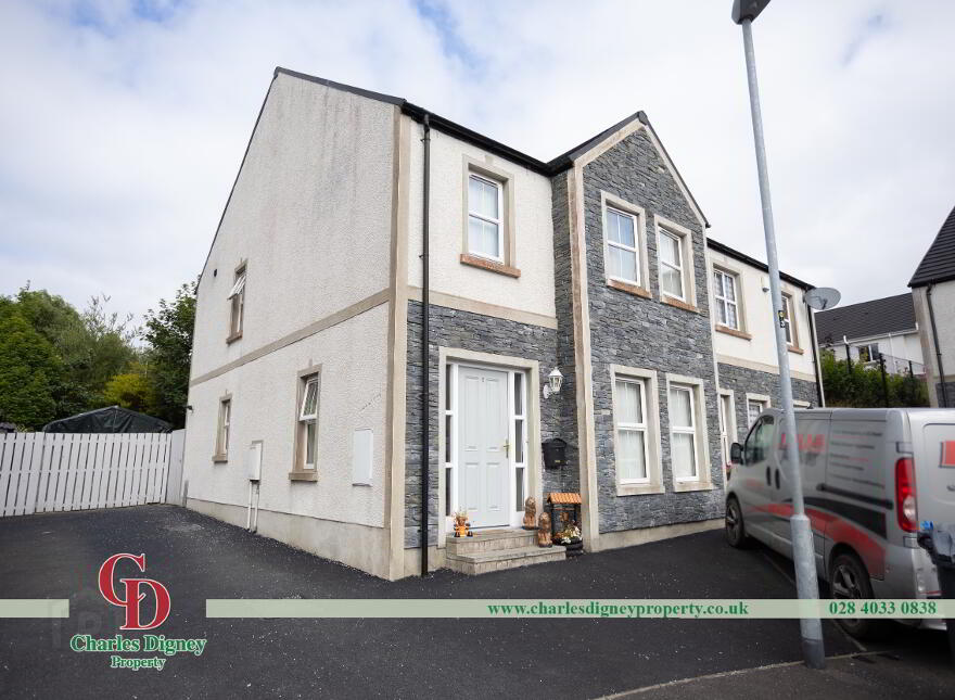 7 Heslips Court, Newry, BT35 8GR