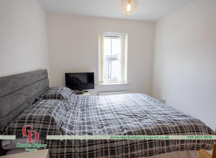 7 Heslips Court, Newry, BT35 8GR