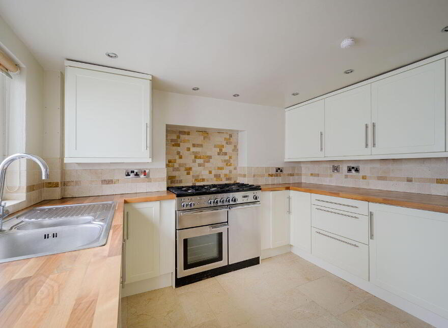38 Princetown Road, Bangor, BT20 3TA