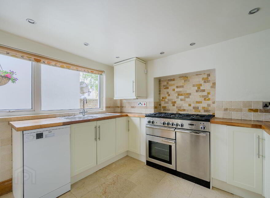 38 Princetown Road, Bangor, BT20 3TA
