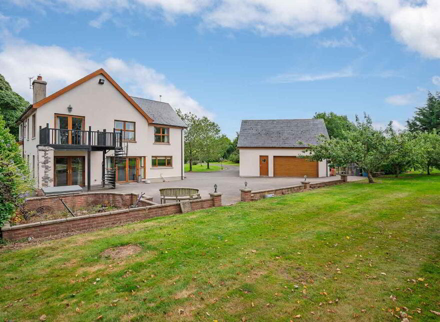 68 Ballymoney Road, Holywood, BT18 0JJ