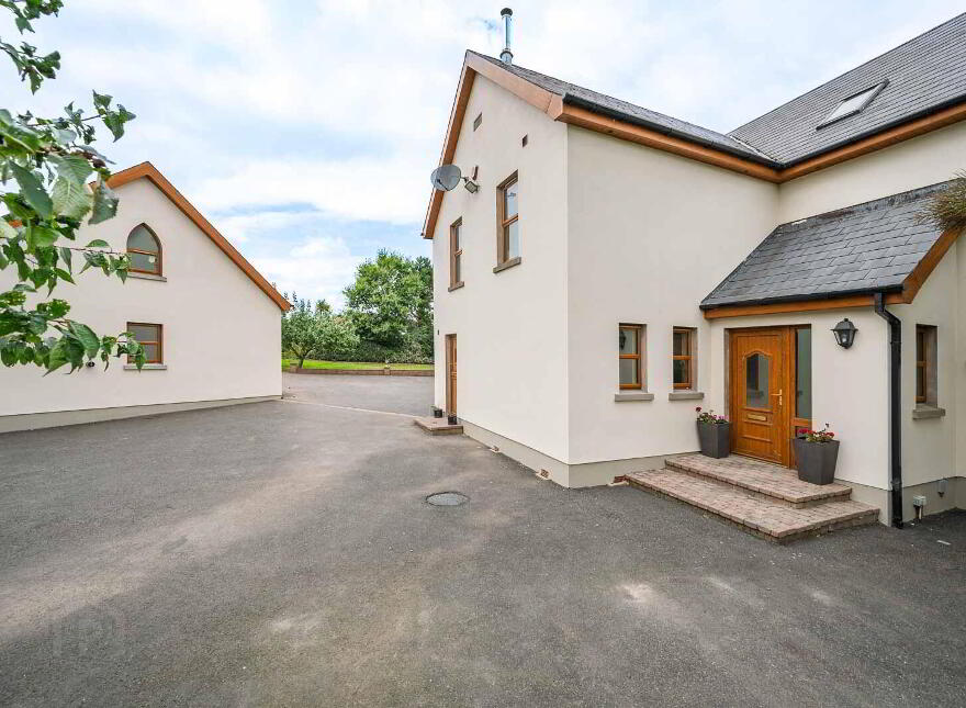 68 Ballymoney Road, Holywood, BT18 0JJ