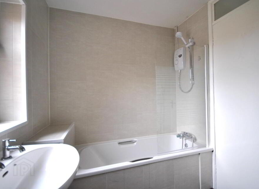 21 Fairfield Court, Newtownards, BT23 8GA