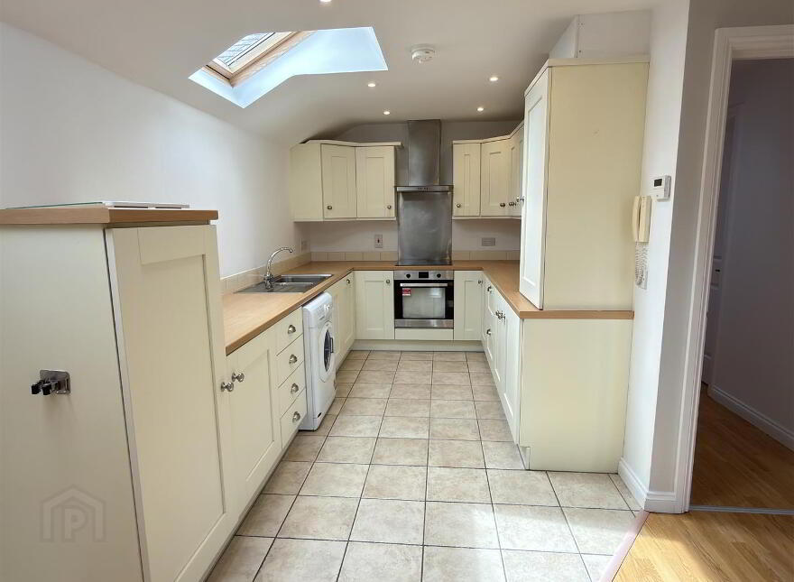 24 Clarmont Avenue, Castlewellan, BT31 9BX