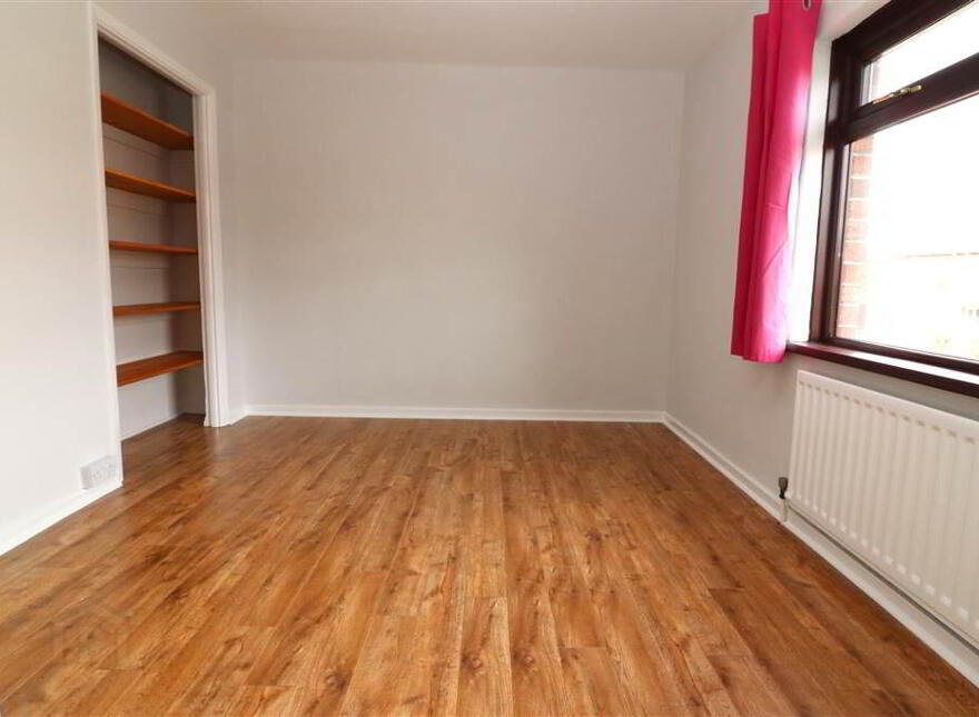 8 Lawnbrook Drive, Grand Street, Lisburn, BT27 4UB