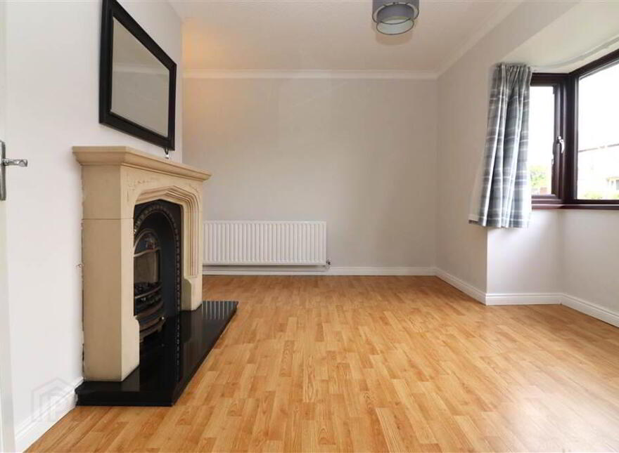 8 Lawnbrook Drive, Grand Street, Lisburn, BT27 4UB