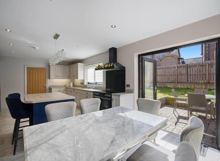 2 Riverglade Drive, Lurgan, Craigavon, BT66 8FF