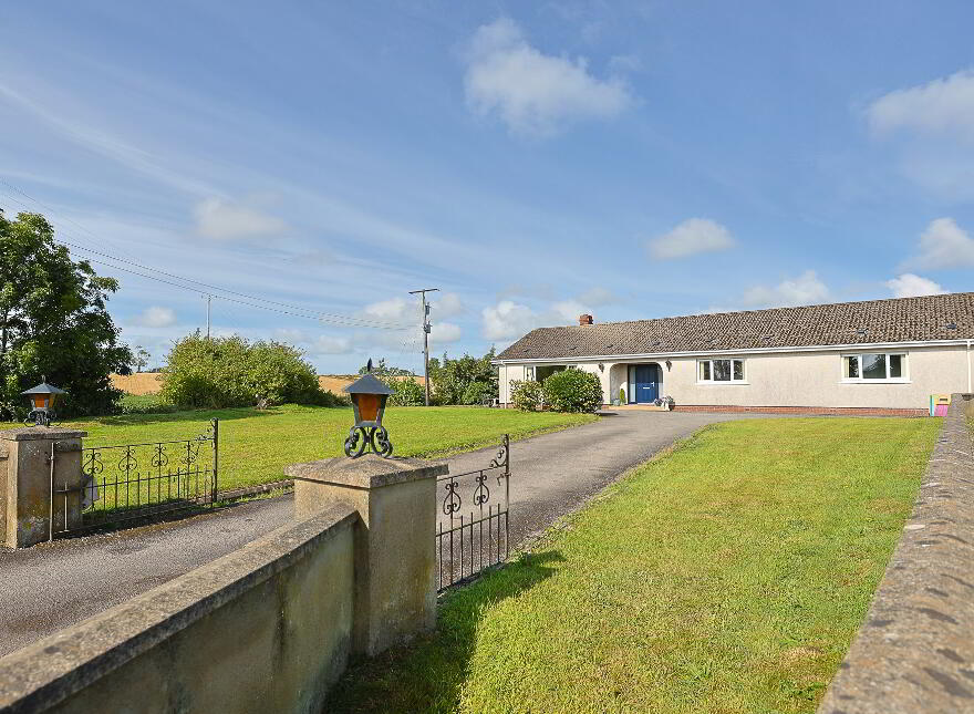219 Gilford Road, Lurgan, Craigavon, BT66 7AP