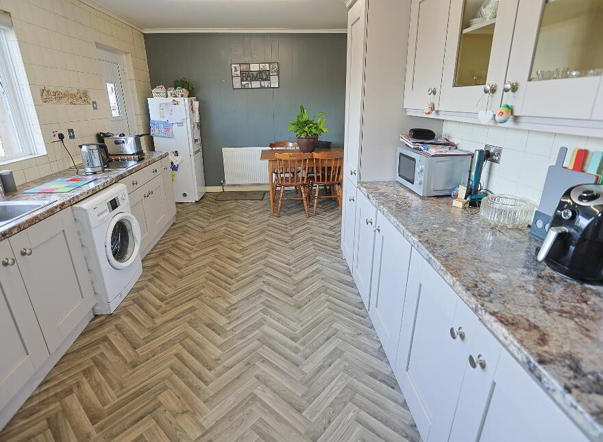 219 Gilford Road, Lurgan, Craigavon, BT66 7AP