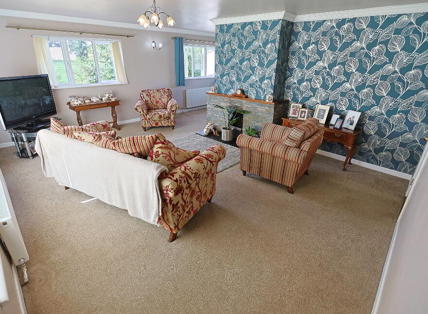219 Gilford Road, Lurgan, Craigavon, BT66 7AP