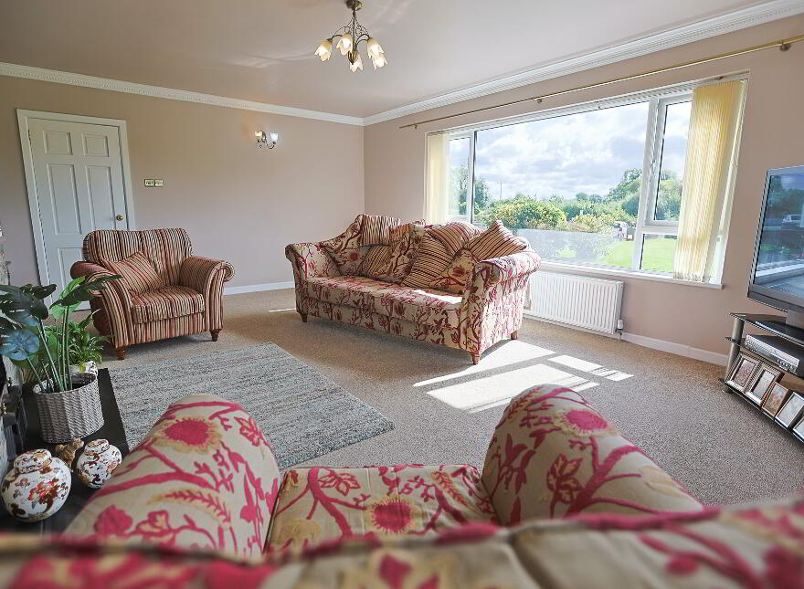 219 Gilford Road, Lurgan, Craigavon, BT66 7AP