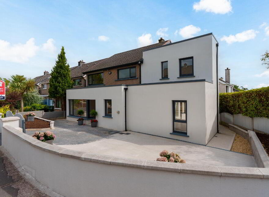 Scarisbrick, 24 The Orchards, Montenotte, T23W7WR