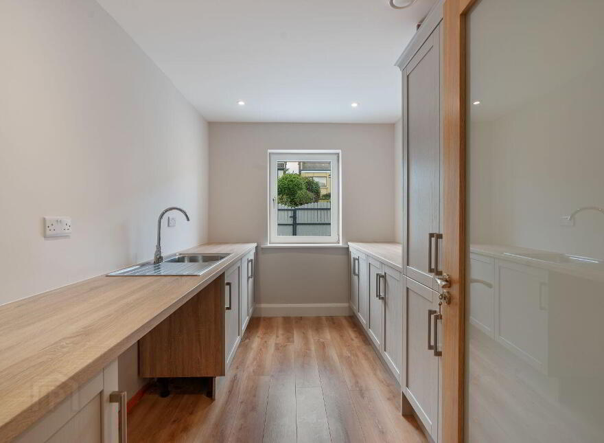 Scarisbrick, 24 The Orchards, Montenotte, T23W7WR