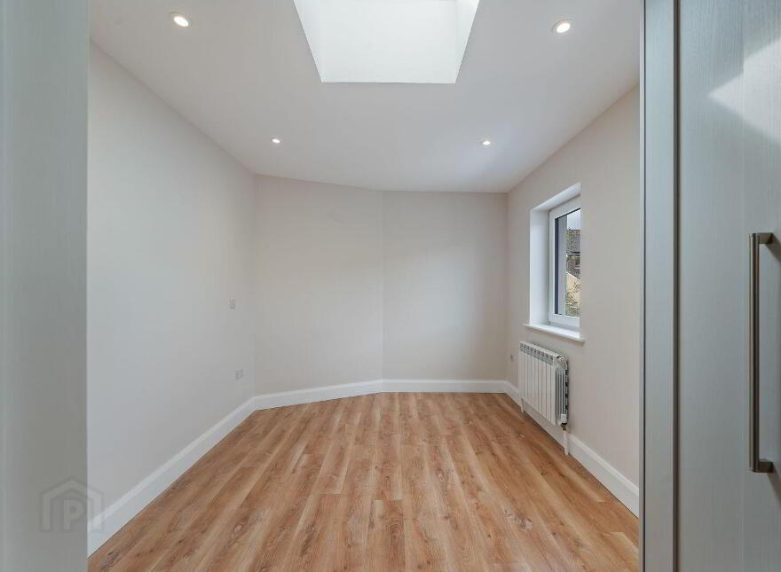 Scarisbrick, 24 The Orchards, Montenotte, T23W7WR